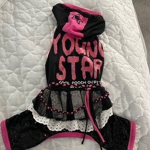 Wooflink size 3 young star ⭐️ onesie